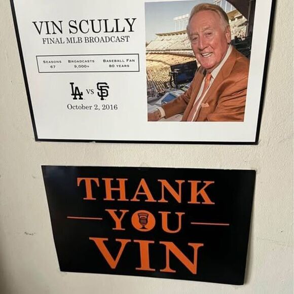 Set of Two Vin Scully San Francisco Giants Thank You Vin Posters 12" x 18" - Picture 1 of 5